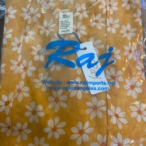Kimono Floral Daisy Print - This listing is for the yellow.